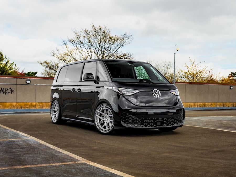 Volkswagen ID Buzz installed with Vossen HFX-1 wheels