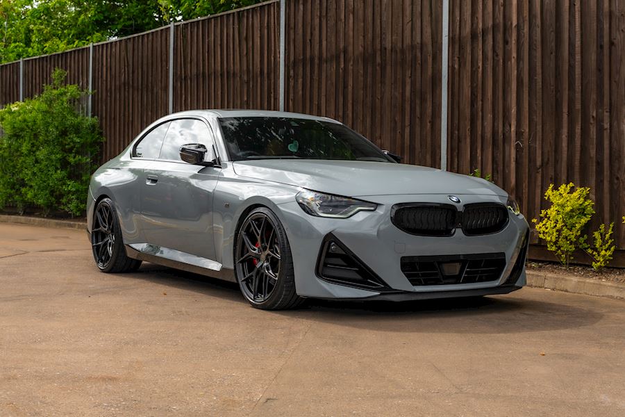 BMW M240i installed on Vossen HF-5 wheels
