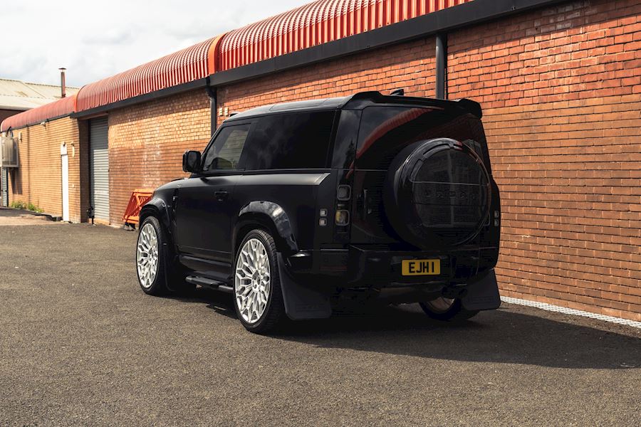Urban Defender on Urban UC-6 wheelsUrban Defender on Urban UC-6 wheels finished in a Custom Satin Silver Metallic Paint