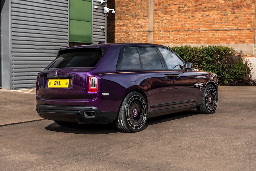 Rolls Royce Cullinan on Vossen HF-9 wheels