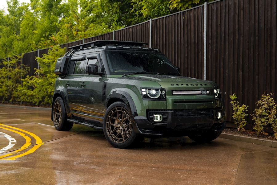 Land Rover Defender 110 on Vossen HFX-1 wheels