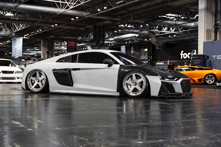 Audi R8 installed with Vossen GEN-01 (3-Piece) wheels
