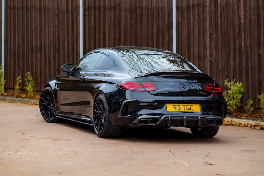 Mercedes C63 AMG installed with Vossen MX-3 wheels finished in Satin Black 20x9.5 20x10.5