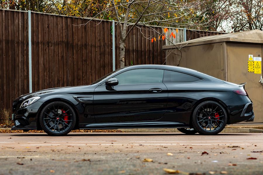 Mercedes C63 AMG installed with Vossen MX-3 wheels finished in Satin Black 20x9.5 20x10.5