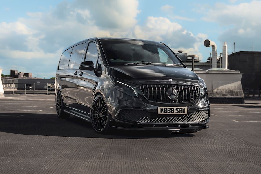 Mercedes V Class installed with Vossen HFX-4 wheels finished in Gloss Black 20x9