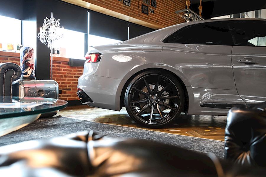 Audi RS5 B9 installed with Vossen HF-3 in Double Tinted Gloss Black