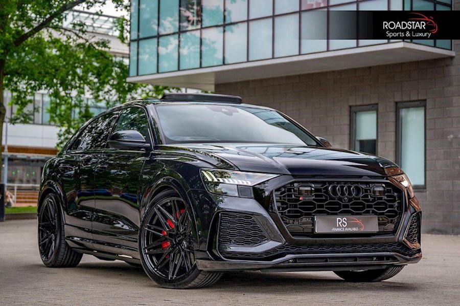 Audi RSQ8 installed with Vossen HF-7 alloy wheels