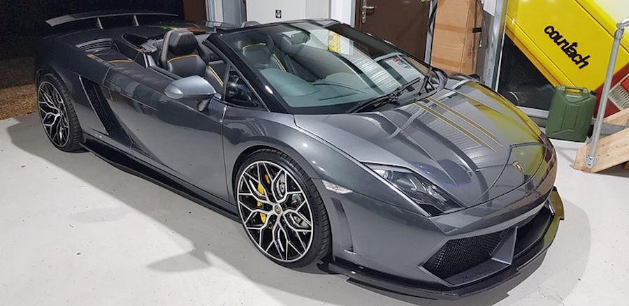 Lamborghini Gallardo installed with Vossen HF-2 wheels in Brushed Gloss Black