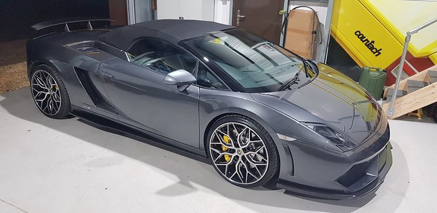 Lamborghini Gallardo installed with Vossen HF-2 wheels in Brushed Gloss Black