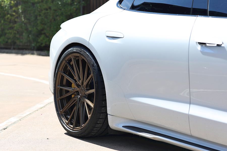 Porsche Taycan Turbo lowered & installed on Vossen HF4T Satin Bronze
