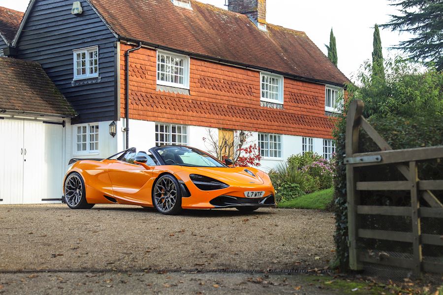 McLaren 720s installed with Vossen S17-01 alloy wheels
