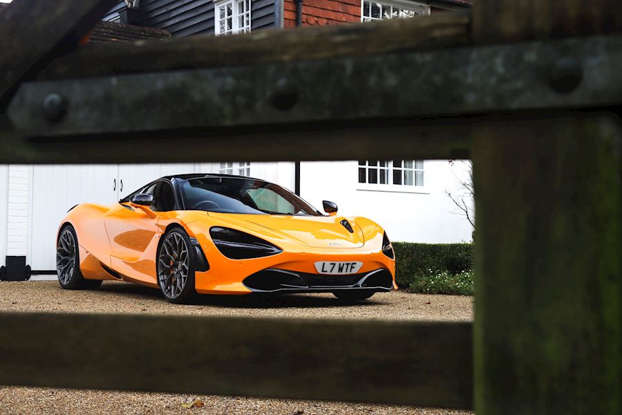 McLaren 720s installed with Vossen S17-01 alloy wheels