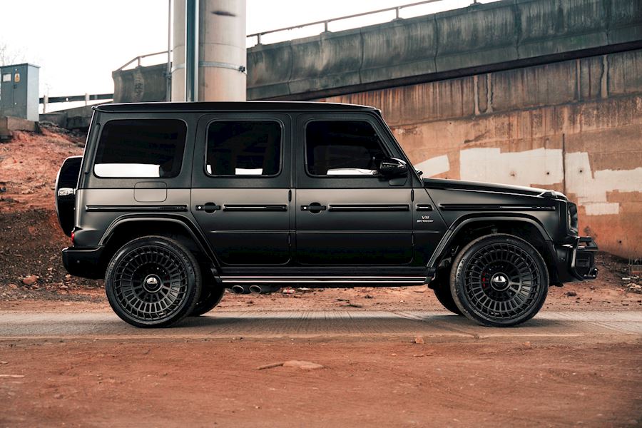 Mercedes G63 AMG installed with Vossen Forged LC3-13T