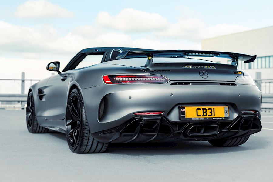 Mercedes AMG GTR installed with Forgeline VX1R forged wheels