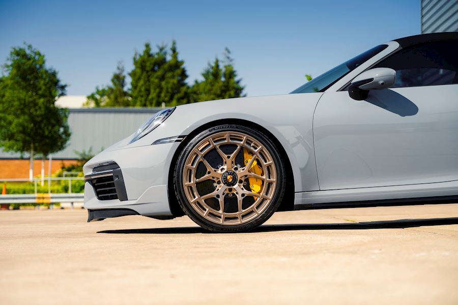Porsche 992 Turbo S installed with Vossen Forged LC3-01 alloy wheels