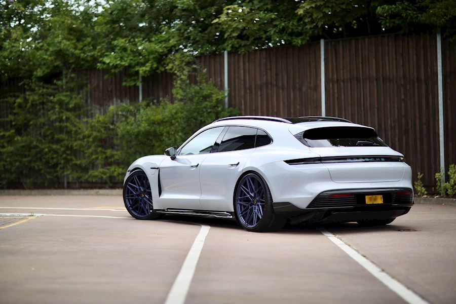 Porsche Taycan Sport Turismo GTS installed with Vossen HF7 alloy wheels