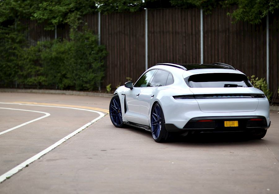 Porsche Taycan Sport Turismo GTS installed with Vossen HF7 alloy wheels