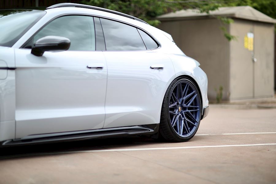 Porsche Taycan Sport Turismo GTS installed with Vossen HF7 alloy wheels