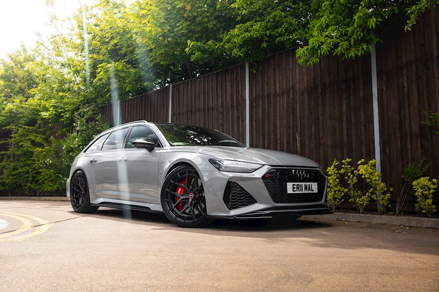 Audi RS6 C8 installed with Vossen HFX1 in Satin Black
