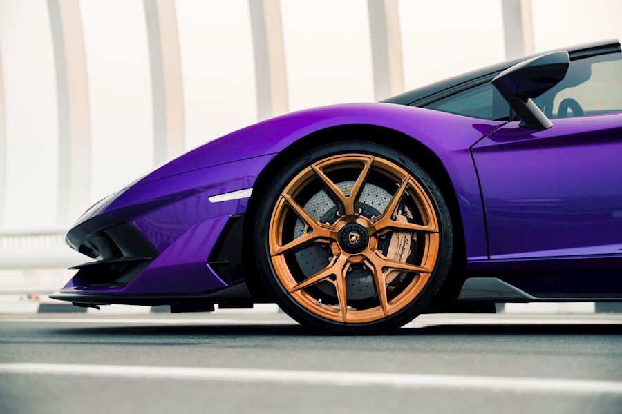 Lamborghini Aventador SVJ installed with Vossen S21-01 forged alloy wheels