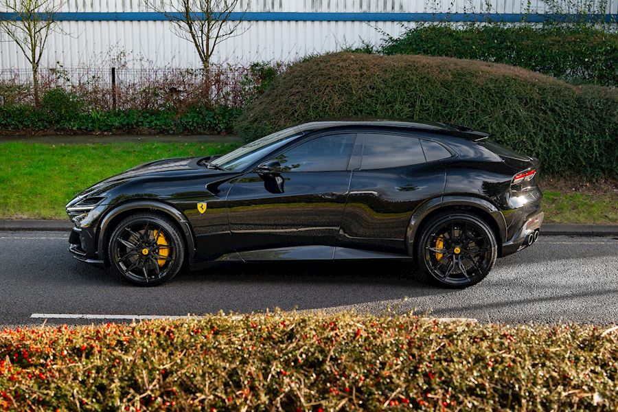 Ferrari Purosangue Installed with Vossen x Novitec NF11 wheels finished in Gloss Black 22x9.5 23x12
