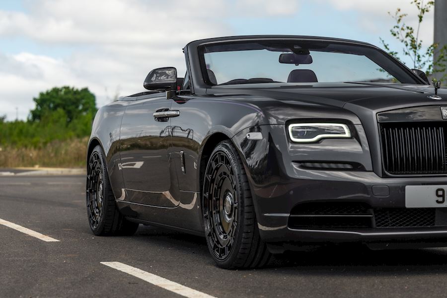 Rolls Royce Dawn installed with Vossen HF-9 wheels finished in Gloss Black 22x9.5 22x11