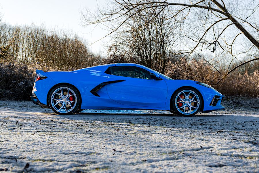 Corvette C8 Stingray installed with Vossen HF-5 wheels Custom Finish 20x9 21x12