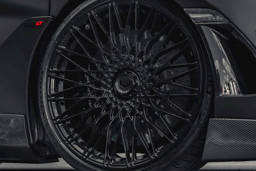 McLaren 720S installed with Vossen S21-09 wheels