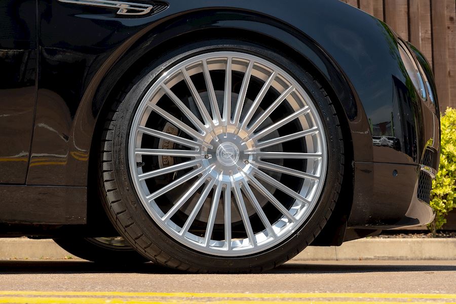 Bentley Flying Spur insttaled with AXE EX50 wheels finished in Silver Polished 22x9 22x10.5