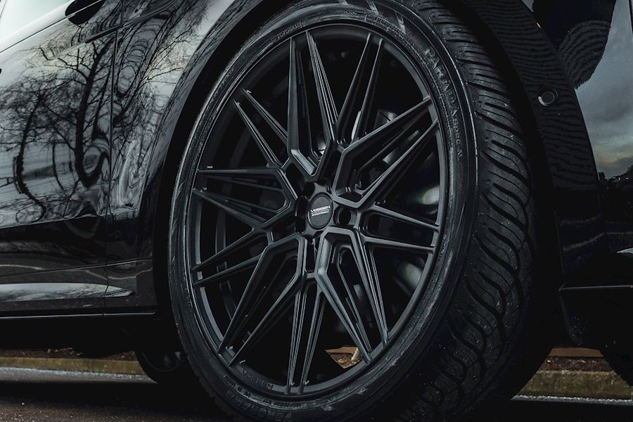 Range Rover SV installed with Vossen HF-7 wheels finished in Satin Black 24x10