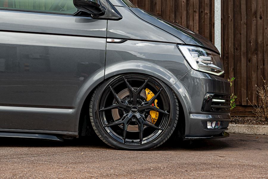 Volkswagen T6 Installed with Vossen HF-5 wheels finished in Gloss Black 20x9 20x10