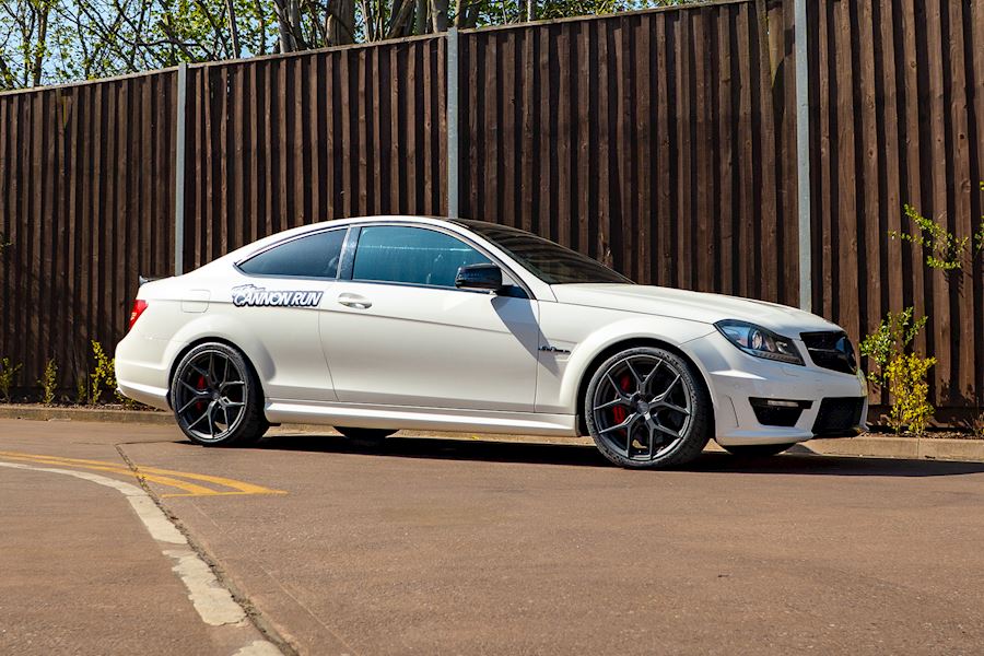 Mercades C63 installed with Vossen HF-5 Matte Gunmetal - 19x8.5 19x9.5