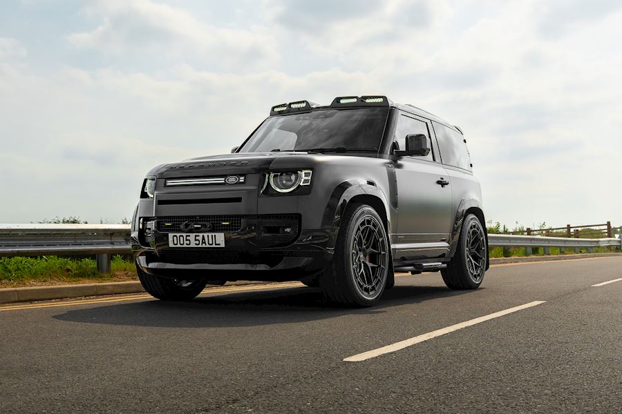 LR Defender Installed with Vossen HFX-1 wheels finished in Satin Black 22x10.5, Deep Front, Super Deep Rear