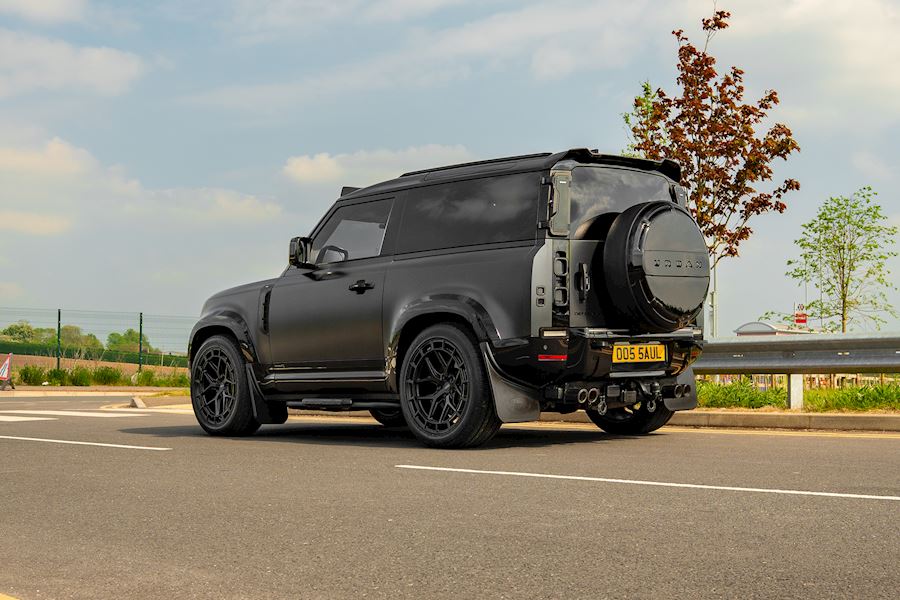 LR Defender Installed with Vossen HFX-1 wheels finished in Satin Black 22x10.5, Deep Front, Super Deep Rear