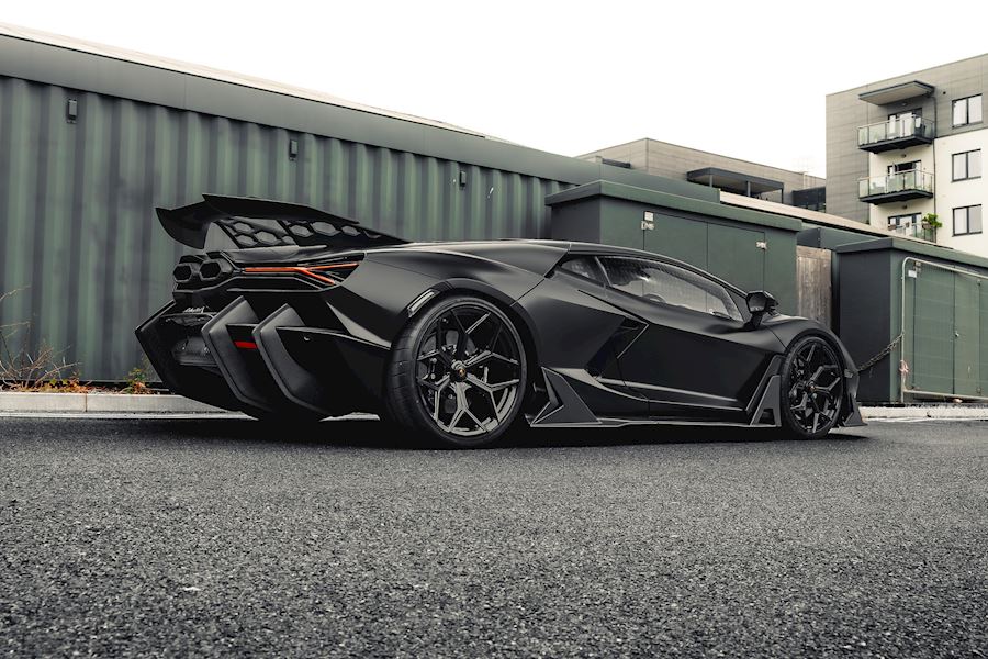 Lamborghini Revuelto Installed with Vossen x Novitec NL4 wheels finished in Gloss Black 21x9.5 22x12.5