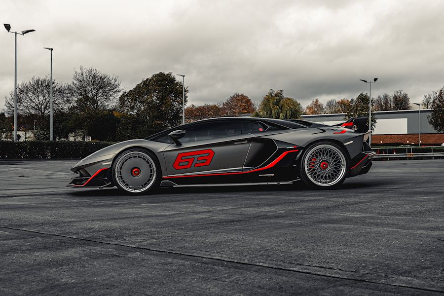 Lamborghini Aventador SVJ 63 installed with HRE 501 & HRE 935 wheels finished in Satin Charcoal Centres with Polished Outer's 21x9 22x12