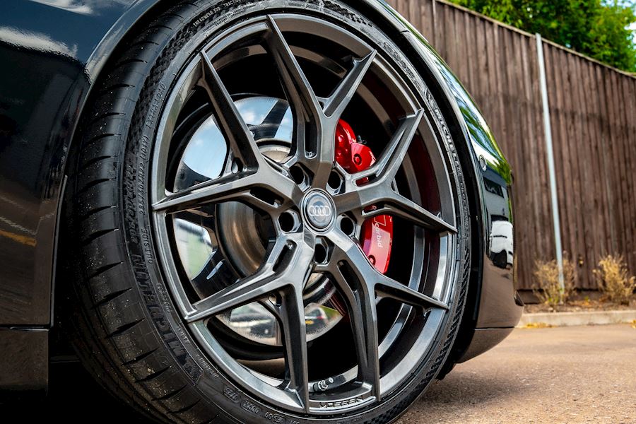Audi RS E-Tron GT installed with Vossen HF-5 wheels finished in Anthracite 22x9.5 22x12