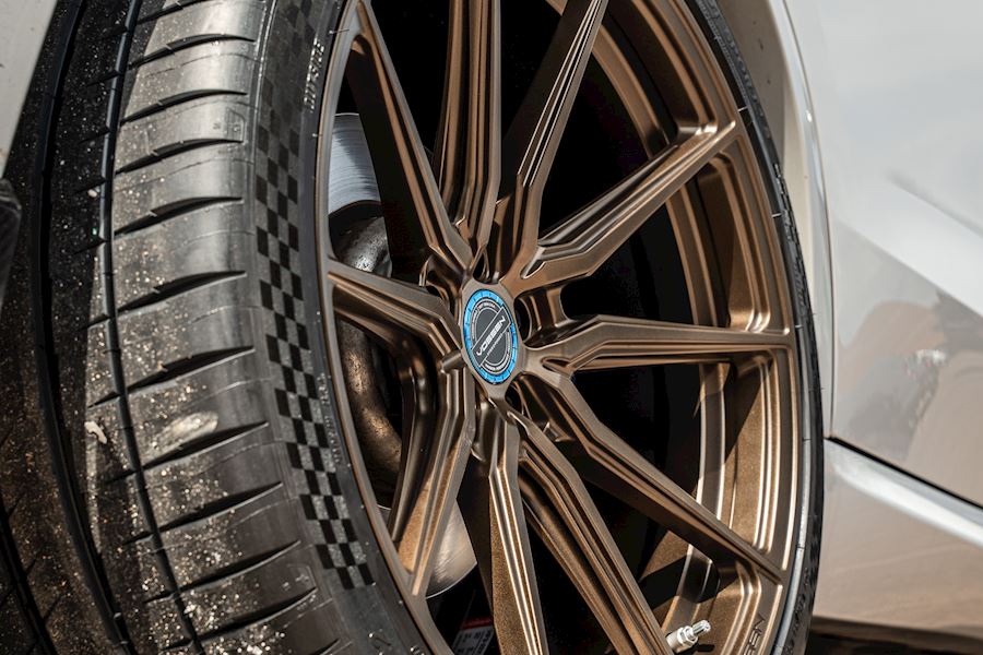 BMW X5 30d Installed with Vossen HF-3 wheels finished in Satin Bronze 22x9.5 22x11